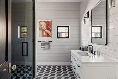 199 Lattingtown Road, Locust Valley, NY 11560 - Photo 34