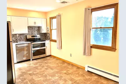 12 Soundview Avenue #Upper, Oyster Bay, NY 11771 - Photo 6