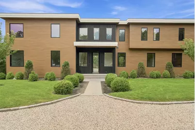 207 Middle Line Highway, Southampton, NY 11968 - Photo 1