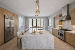 207 Middle Line Hwy, Southampton, NY 11968 - Photo 4