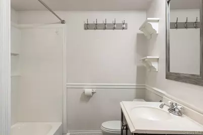 428 Montauk Highway, East Moriches, NY 11940 - Photo 24