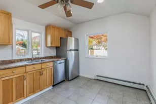 233 Cedar St, Saint James, NY 11780 - Photo 14