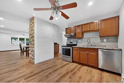 7 Lowland Road, Levittown, NY 11756 - Photo 16