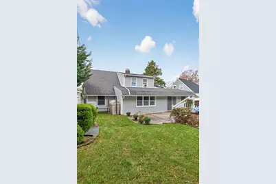 7 Lowland Road, Levittown, NY 11756 - Photo 38