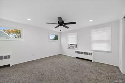 7 Lowland Road, Levittown, NY 11756 - Photo 32