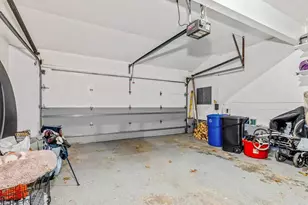 54 Harvard Rd, Manhasset, NY 11030 - Photo 42