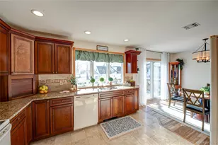 928 Peconic Ave, West Babylon, NY 11704 - Photo 14