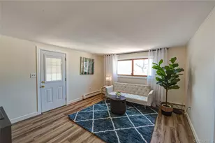 928 Peconic Ave, West Babylon, NY 11704 - Photo 24