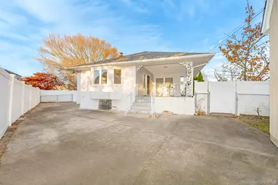 3 Brewster Gate, Massapequa, NY 11758 - Photo 26