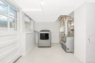 3 Brewster Gate, Massapequa, NY 11758 - Photo 16