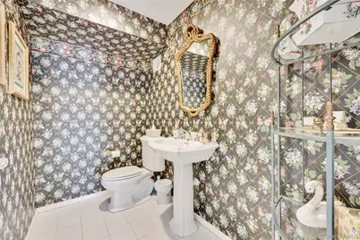 598 Church Avenue, Woodmere, NY 11598 - Photo 22