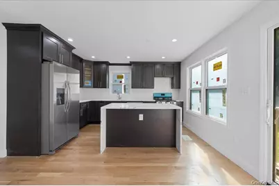 89 Thurton Place, Yonkers, NY 10704 - Photo 6