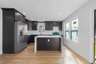 89 Thurton Pl, Yonkers, NY 10704 - Photo 6