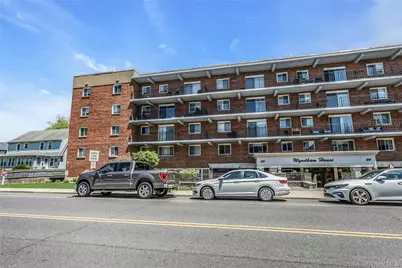 200 Atlantic Avenue #223, Lynbrook, NY 11563 - Photo 2
