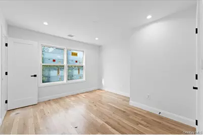 99 Thurton Place, Yonkers, NY 10704 - Photo 18