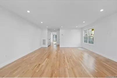 101 Thurton Place, Yonkers, NY 10704 - Photo 22