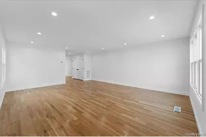 101 Thurton Place, Yonkers, NY 10704 - Photo 40