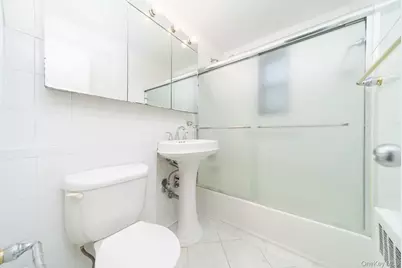 8 W Mill Drive #1B, Great Neck, NY 11021 - Photo 16