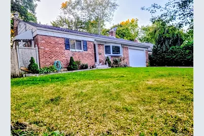 17 Grayley Place, Huntington Station, NY 11746 - Photo 14