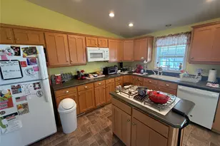 312 Brittany Terrace, Rock Tavern, NY 12575 - Photo 16