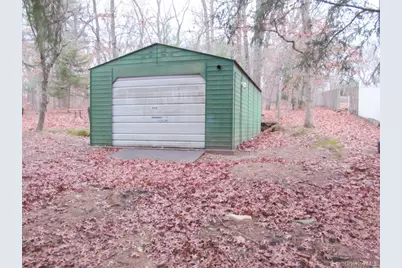 765 Meadow Road, Smithtown, NY 11787 - Photo 14