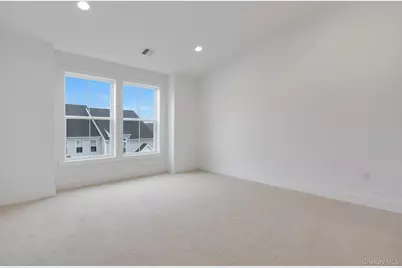 4044 Chestnut Ridge Road, Fishkill, NY 12524 - Photo 16