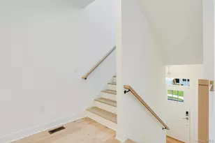 4044 Chestnut Rdg Rd, Fishkill, NY 12524 - Photo 12