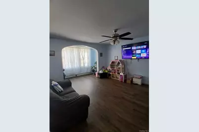 103 Monroe Avenue, New York, NY 10301 - Photo 2