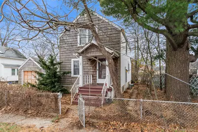 160 Lanier Place, Westbury, NY 11590 - Photo 4