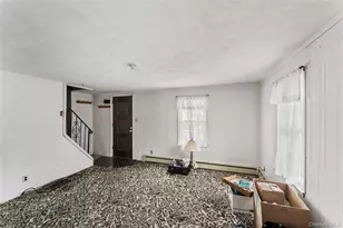 160 Lanier Pl, Westbury, NY 11590 - Photo 8