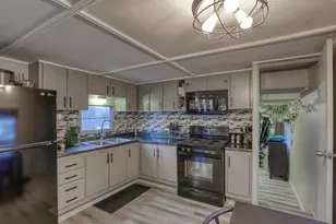 165 Lattintown Rd, Marlboro, NY 12550 - Photo 12