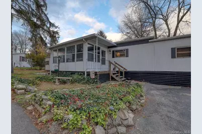 165 Lattintown Road #Lot 60, Marlboro, NY 12550 - Photo 4