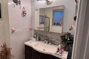 4163 Wickham Ave, Bronx, NY 10466 - Photo 12