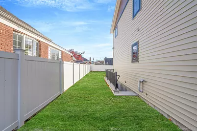 2386 Marlboro Street, East Meadow, NY 11554 - Photo 2