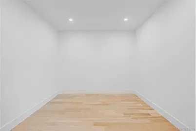 2386 Marlboro Street, East Meadow, NY 11554 - Photo 32