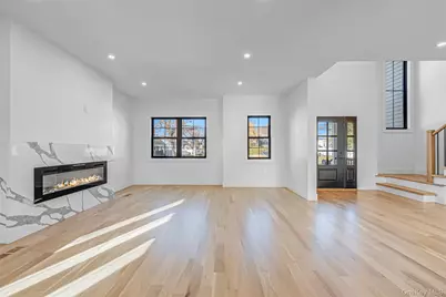 2386 Marlboro Street, East Meadow, NY 11554 - Photo 8