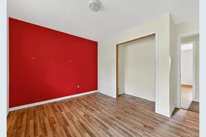 48 E Rogues Path, Huntington Station, NY 11746 - Photo 6