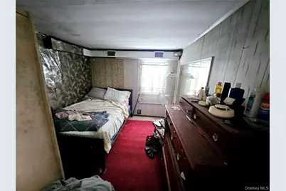 549 Granny Road, Medford, NY 11763 - Photo 8