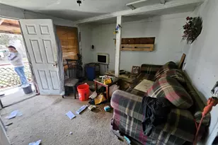 549 Granny Rd, Medford, NY 11763 - Photo 14