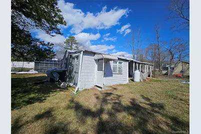 549 Granny Road, Medford, NY 11763 - Photo 24