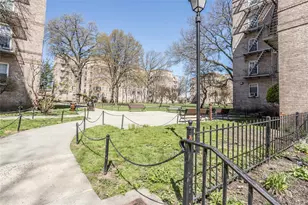 56-05 31st Ave, Woodside, NY 11377 - Photo 16