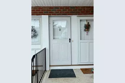 206 Farber Drive #206, West Babylon, NY 11704 - Photo 10