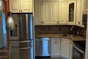 206 Farber Dr, West Babylon, NY 11704 - Photo 2