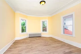 17 Landscape Ave, Yonkers, NY 10705 - Photo 12