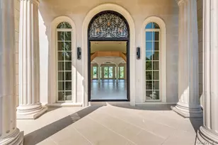 566 E Shore Rd, Great Neck, NY 11024 - Photo 4