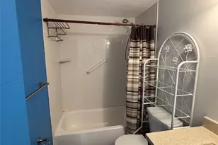 40 Canoe Place Rd, Hampton Bays, NY 11946 - Photo 18