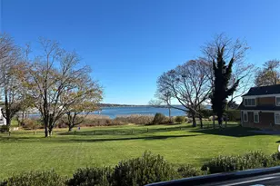 40 Canoe Place Rd, Hampton Bays, NY 11946 - Photo 36