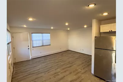 40 Canoe Place Road #4, Hampton Bays, NY 11946 - Photo 6