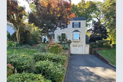 146 Quaker Ridge Road, Manhasset, NY 11030 - Photo 1