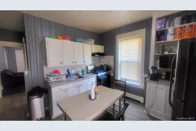 108 Winnikee Avenue, Poughkeepsie, NY 12601 - Photo 6